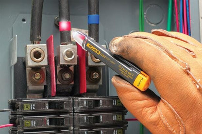 Voltage tester 90-600 V AC -CAT IV