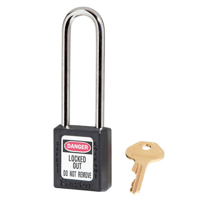 MasterLock Zenex hængelås sort med metalbøjle og nøgle