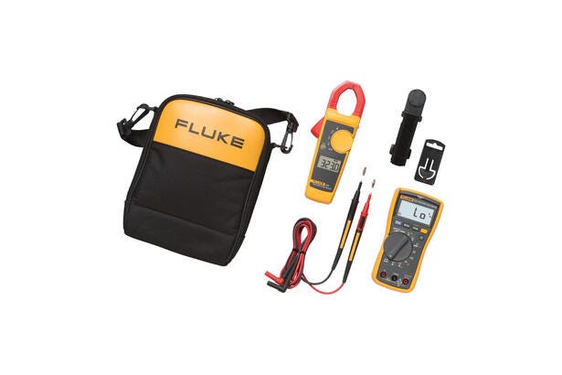 Fluke 117 digitalt multimeter, Fluke 323 tangamperemeter, måleledninger og C115 taske sæt.