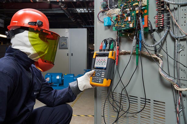 ScopeMeter Color 100MHz 2-kanals, 1,25GS/s m/Software CATIV 600V/CATIII 1000V